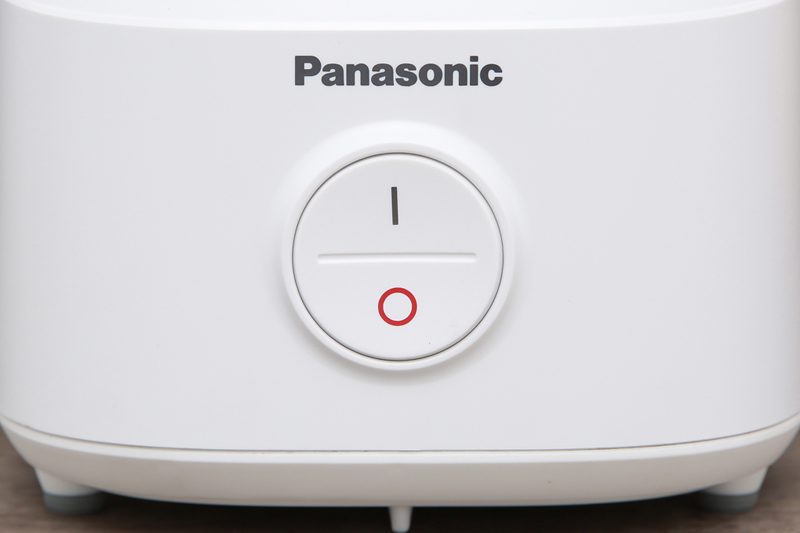 Máy xay sinh tố Panasonic MX-M100WRA