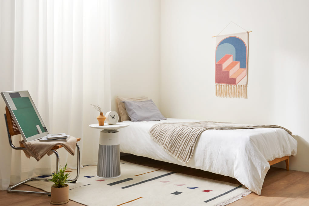 Máy lọc không khí LG PuriCare Aero Furniture 28W AS20GPWU0.ABAE