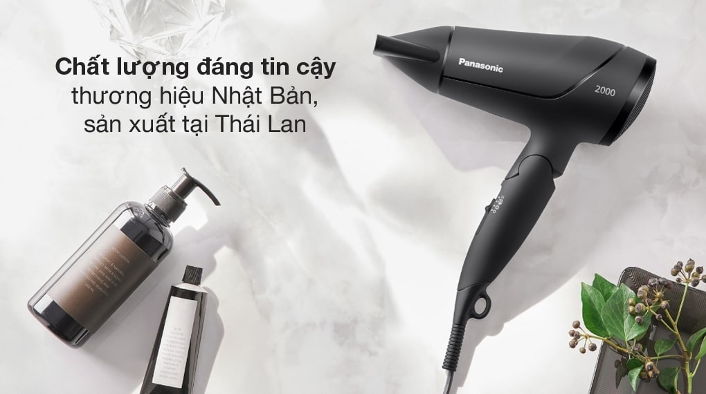Máy sấy tóc Panasonic EH-ND65-K645