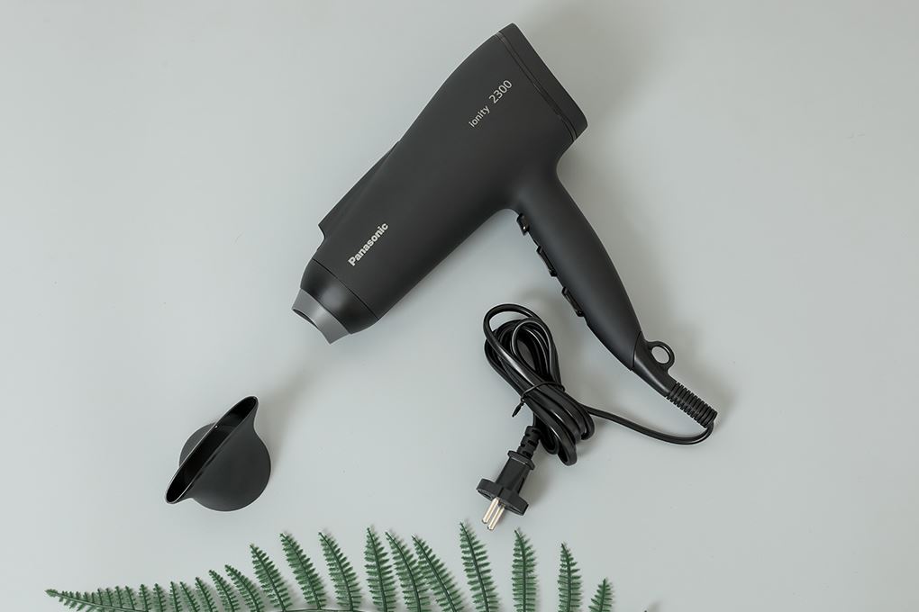 Máy sấy tóc Panasonic EH-NE85-K645