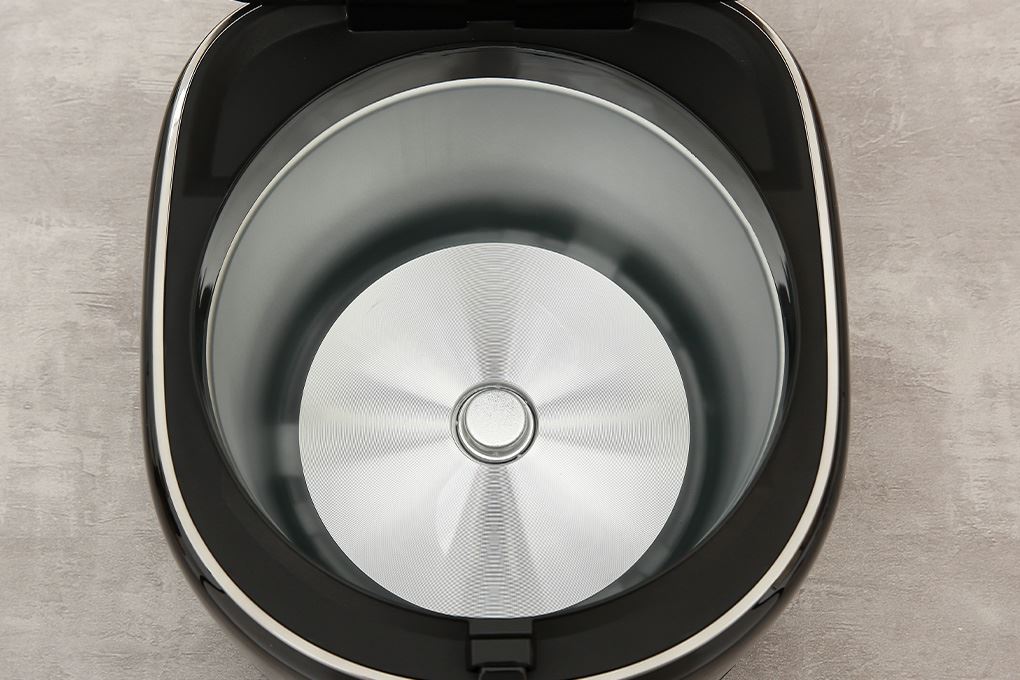 Nồi cơm điện tử Panasonic 1.8 lít SR-DM184KRA