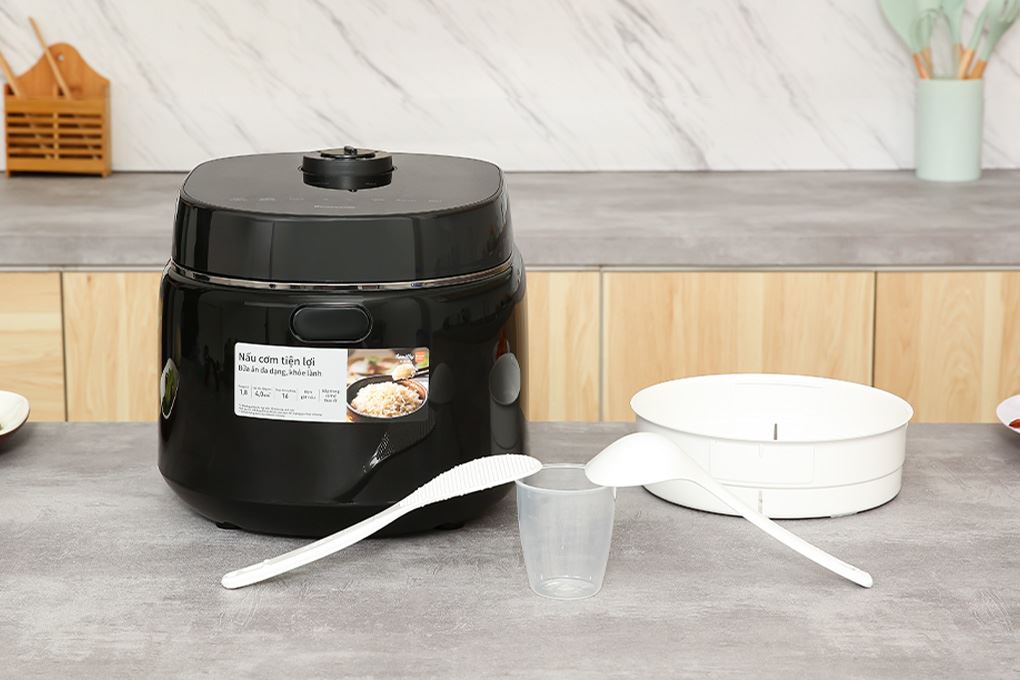 Nồi cơm điện tử Panasonic 1.8 lít SR-DM184KRA