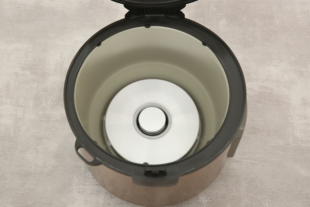 Nồi cơm nắp gài Kangaroo 1.2 lít KGRC12M3