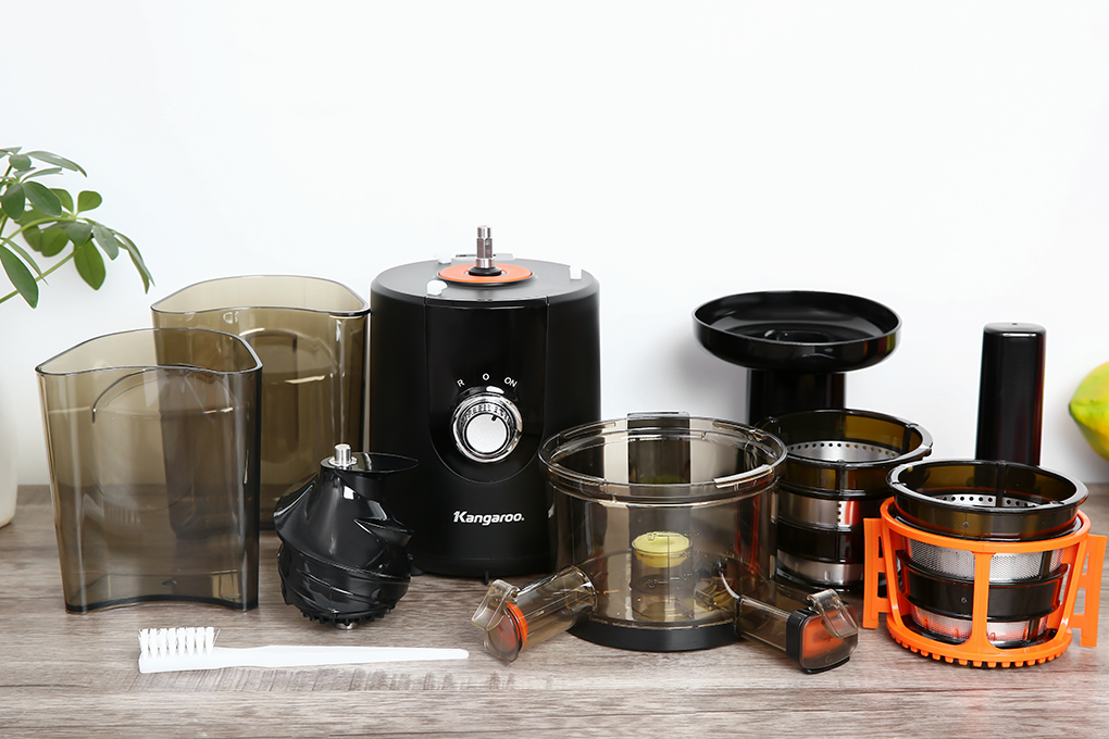 Máy ép chậm Kangaroo KG1B8