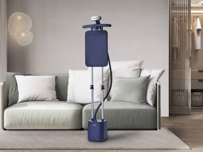 Bàn là hơi nước đứng Panasonic NI-GWG085ARA