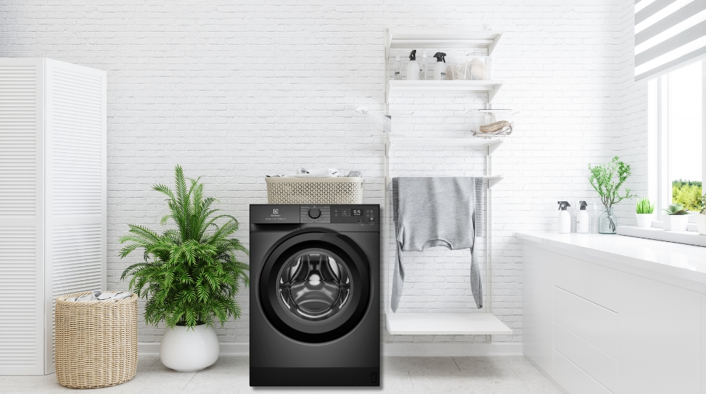 Máy giặt Electrolux UltimateCare 300 Inverter 10 kg EWF1024D3SC