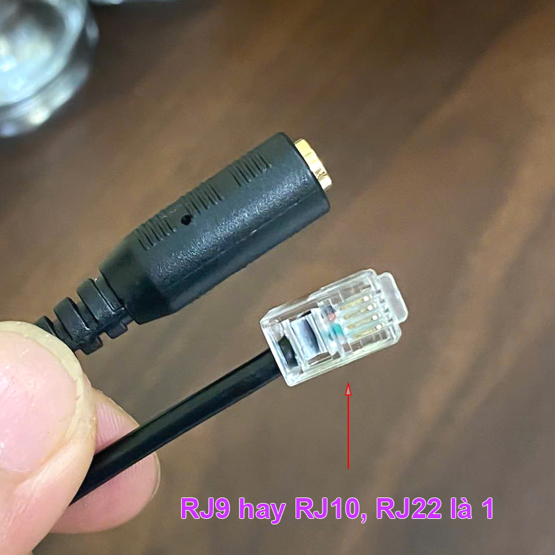 3.5mm Plug Jack to RJ9 iPhone Headset to for Panasonic HD-130 Office Phone Adapter
