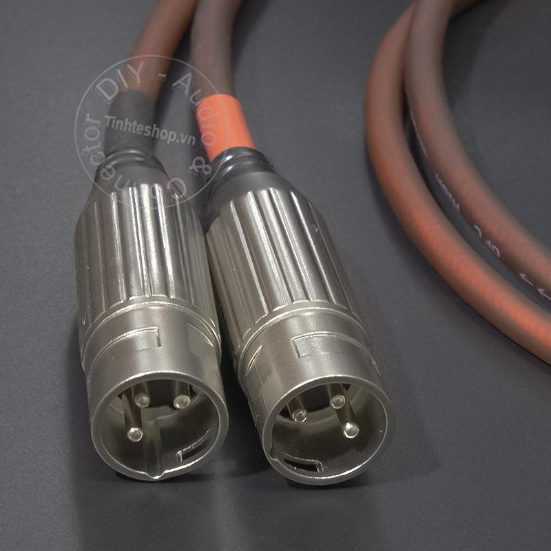 XLR male to RCA angles