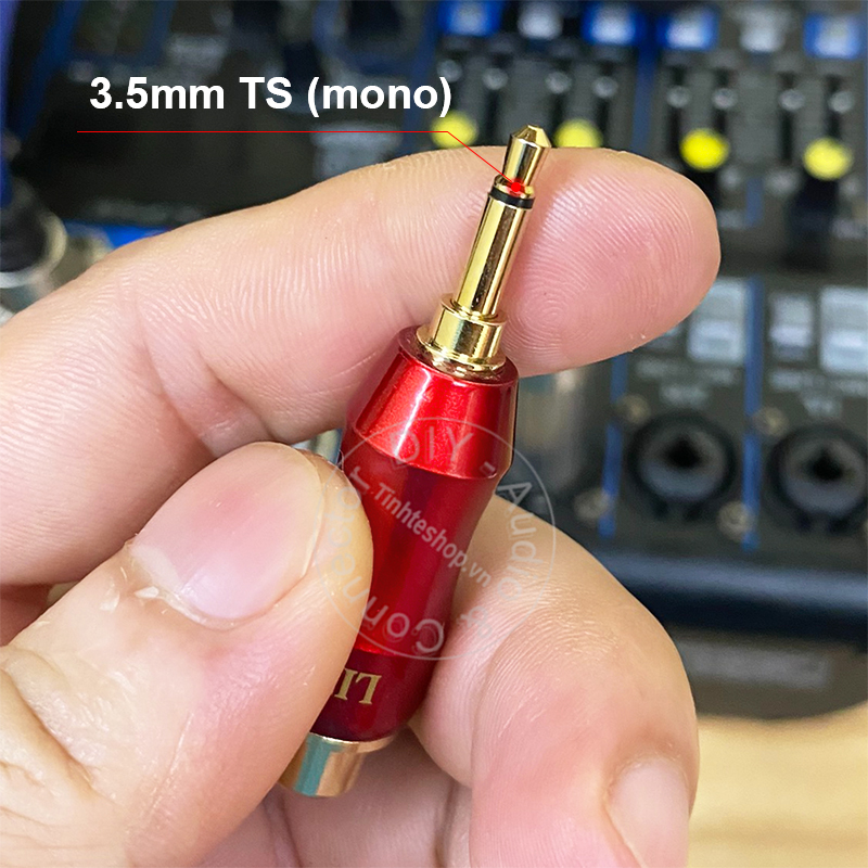 DIY male 3.5mm mono to RCA adapter