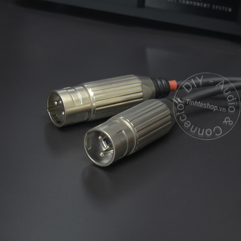 3.5mm to 2 XLR male cable