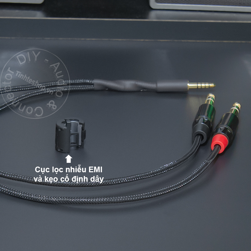 4.4mm to 2 6.35mm TRS balanced audio cable