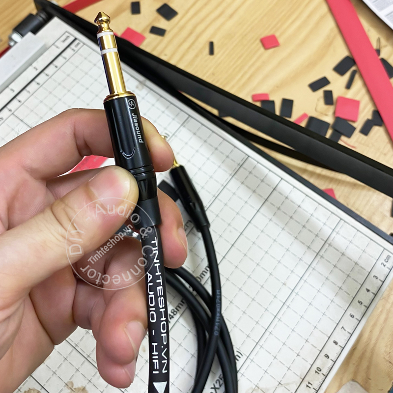 DIY 1/4 stereo cable