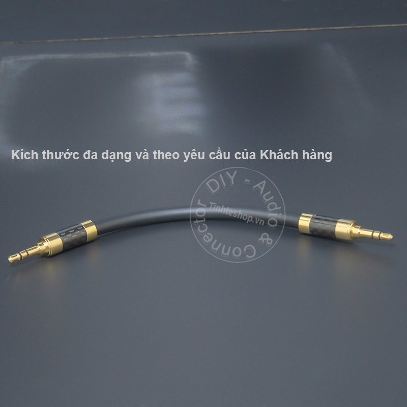 Short 3.5mm stereo cable