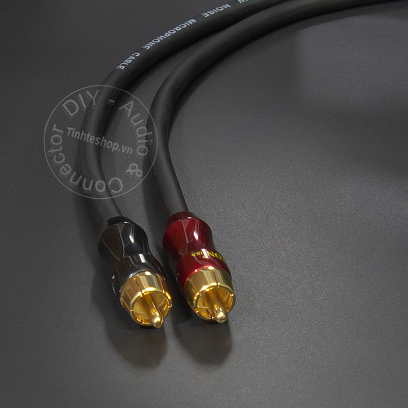 XLR to RCA