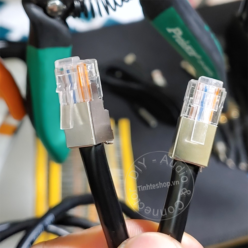 RJ12 signal cable with 2-layer anti-interference metal shell