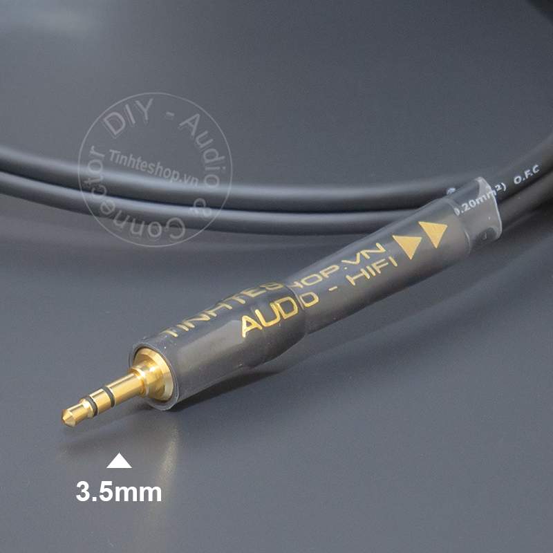 3.5mm to 2 XLR male cable