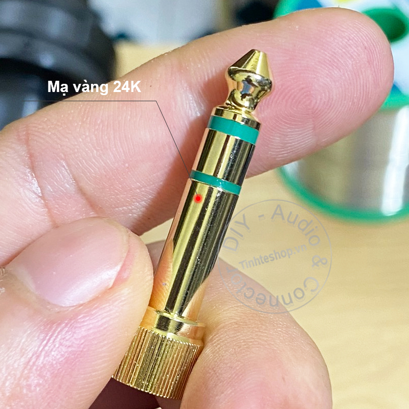 6.35mm to 3.5mm female stereo jack with threaded point for monitor headphones