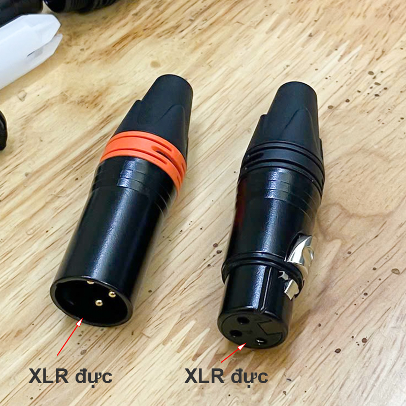 Female 3-pin XLR cable connector