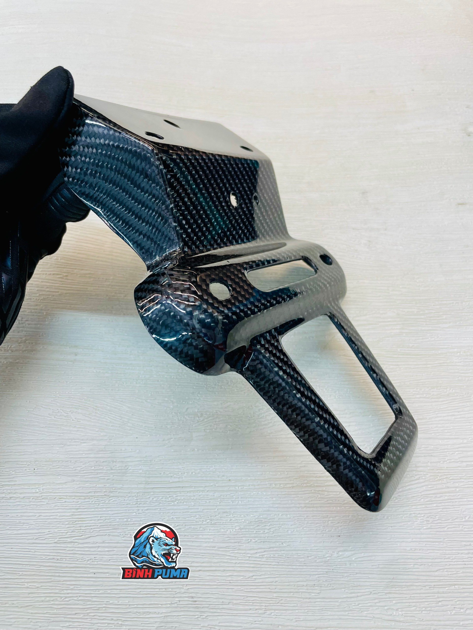 Pat biển số carbon Dios Design cho Monkey125