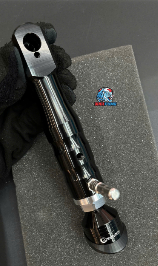 Chân chống Revolution cho Money 125