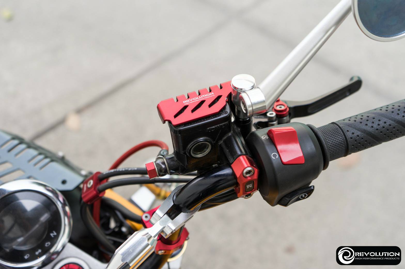 NẮP ĐẬY DẦU REVOLUTION CHO CT125