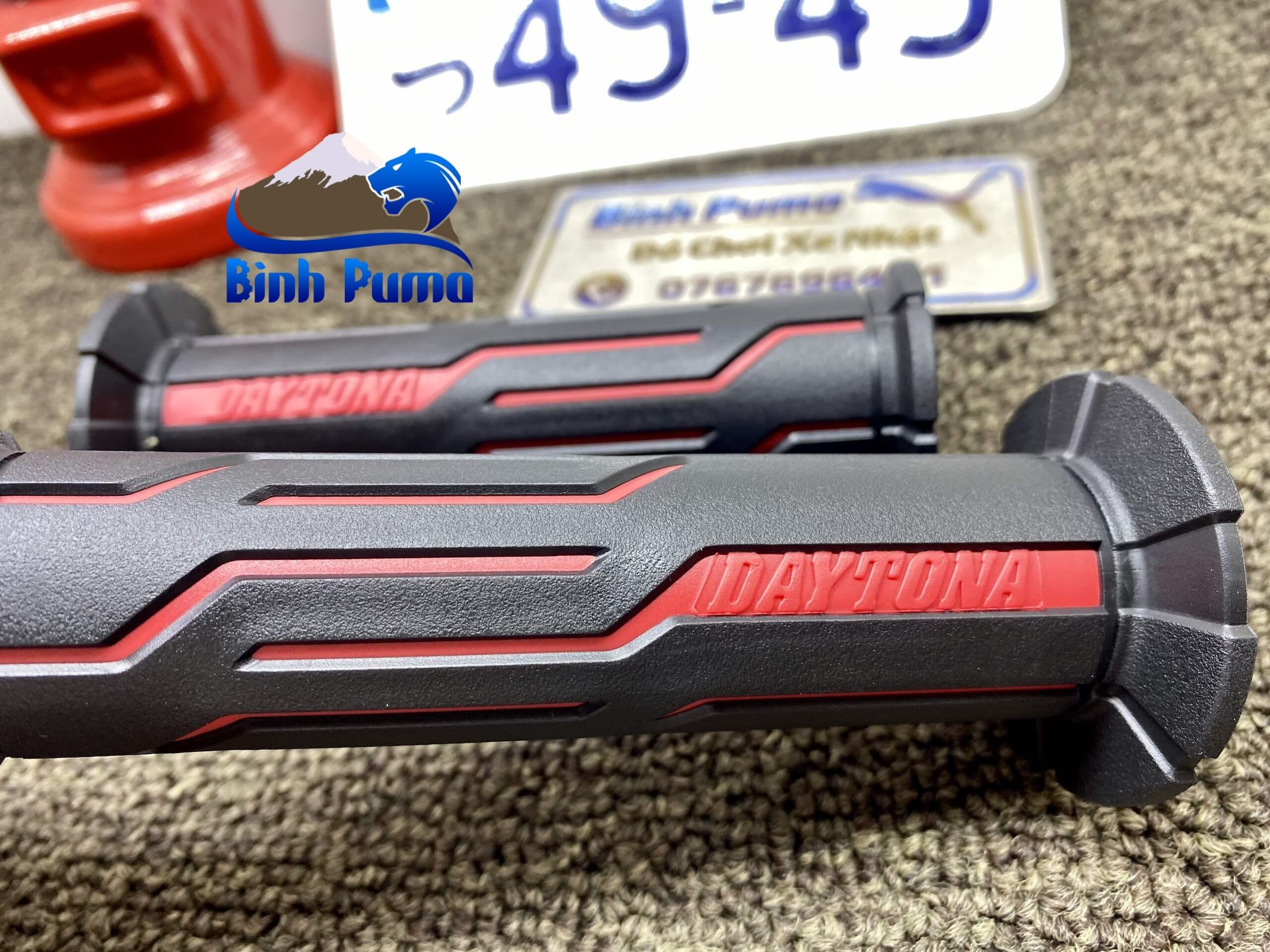 Bao Tay DAYTONA Đen Sọc Đỏ