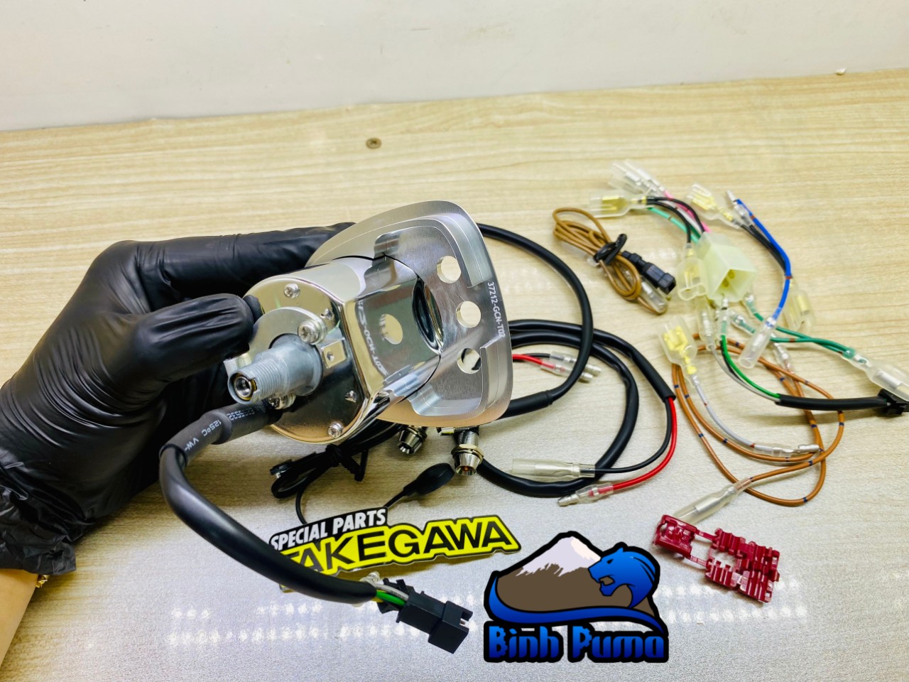 Đồng Hồ Takegawa LCD Cub