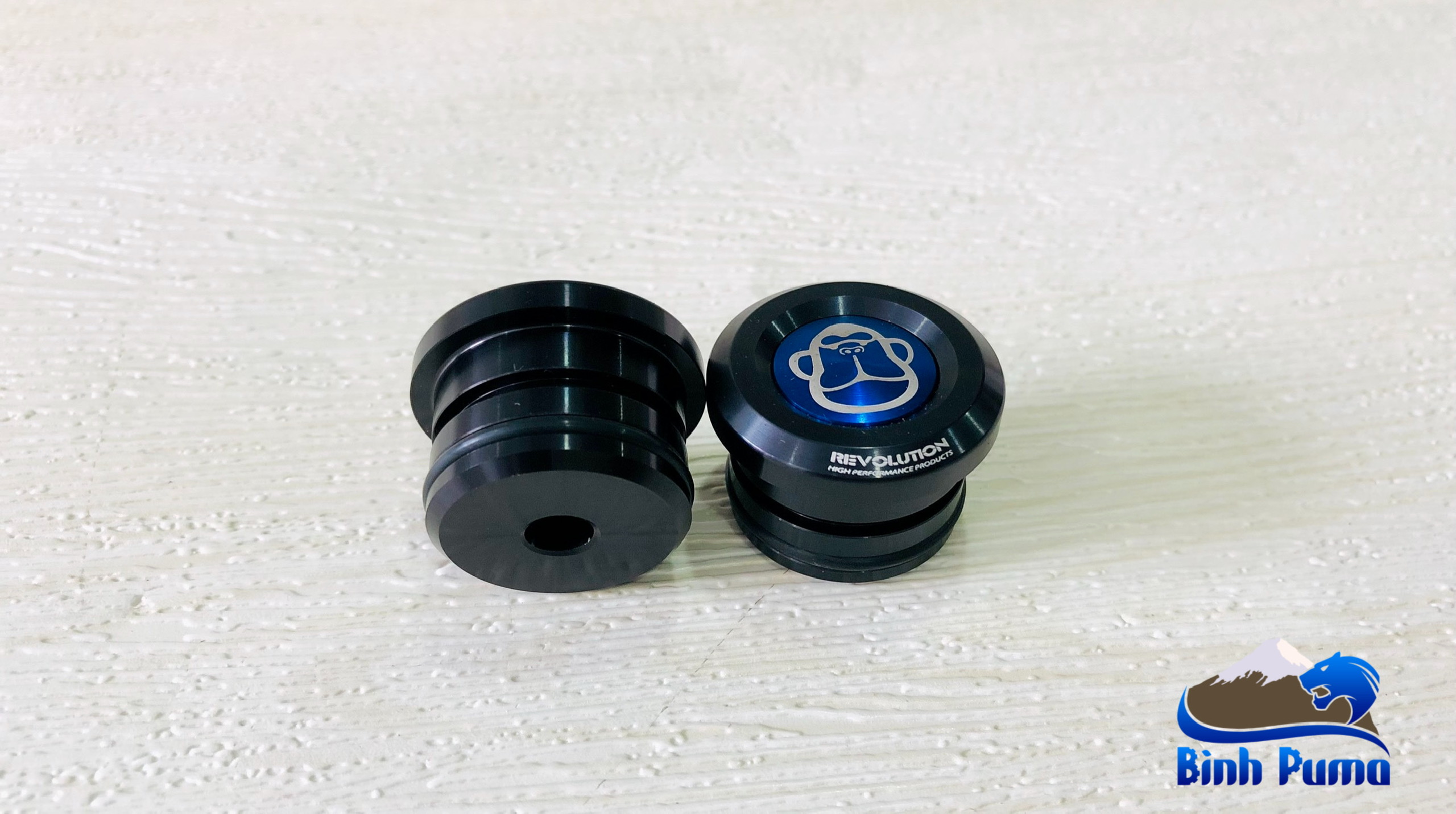 Ốc trang trí khung sườn REVOLUTION dành cho Monkey 125.
