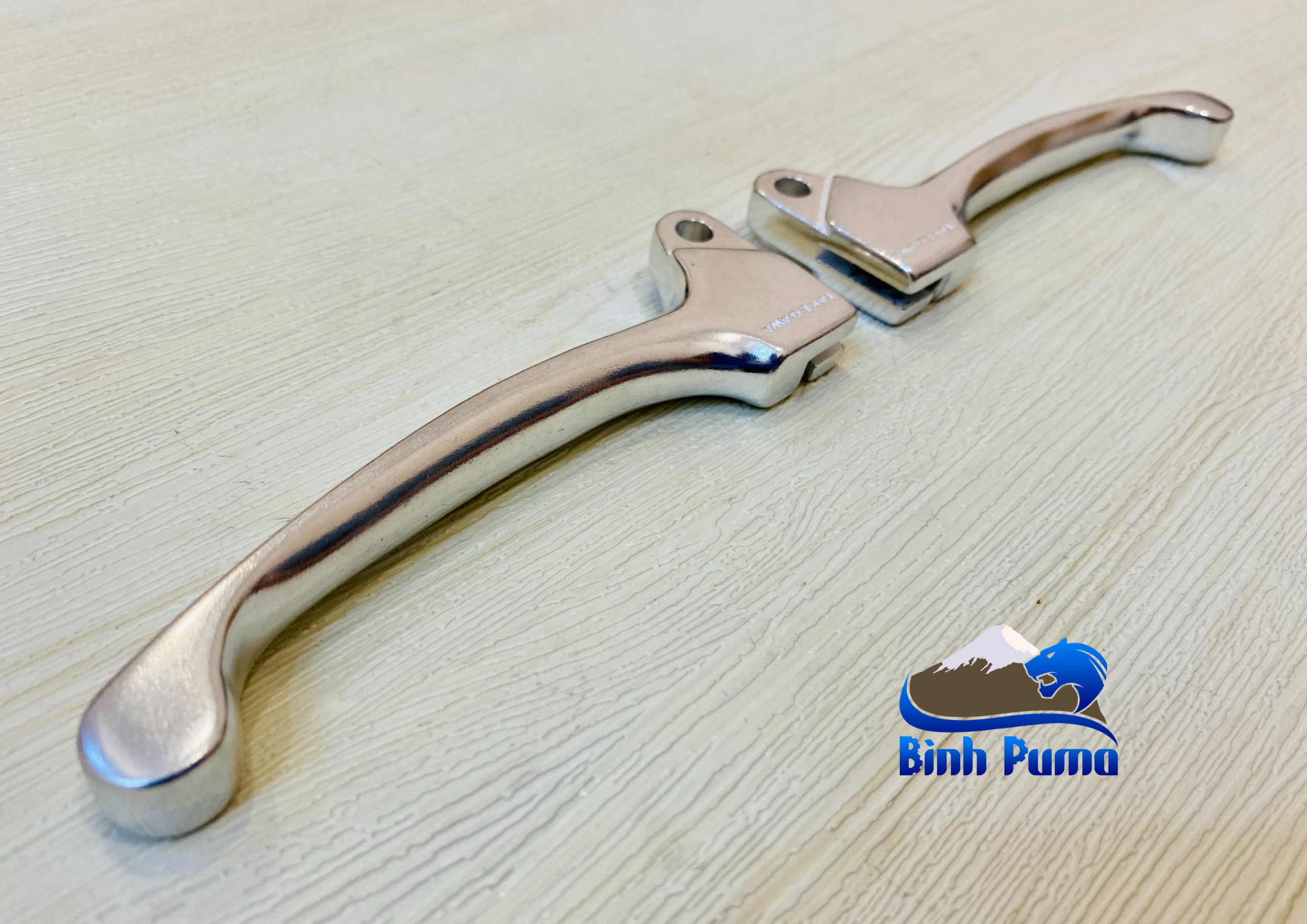 CẶP TAY THẮNG XI MỜ