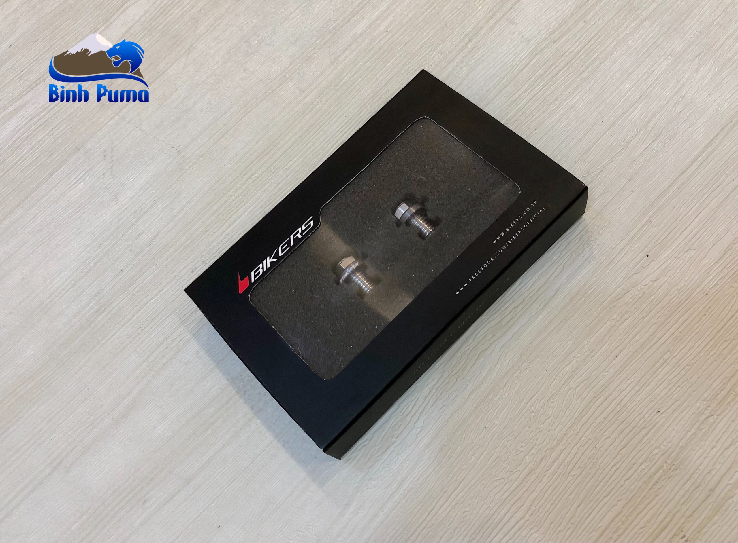 Ốc bắt chân kính BIKERS 10mm.