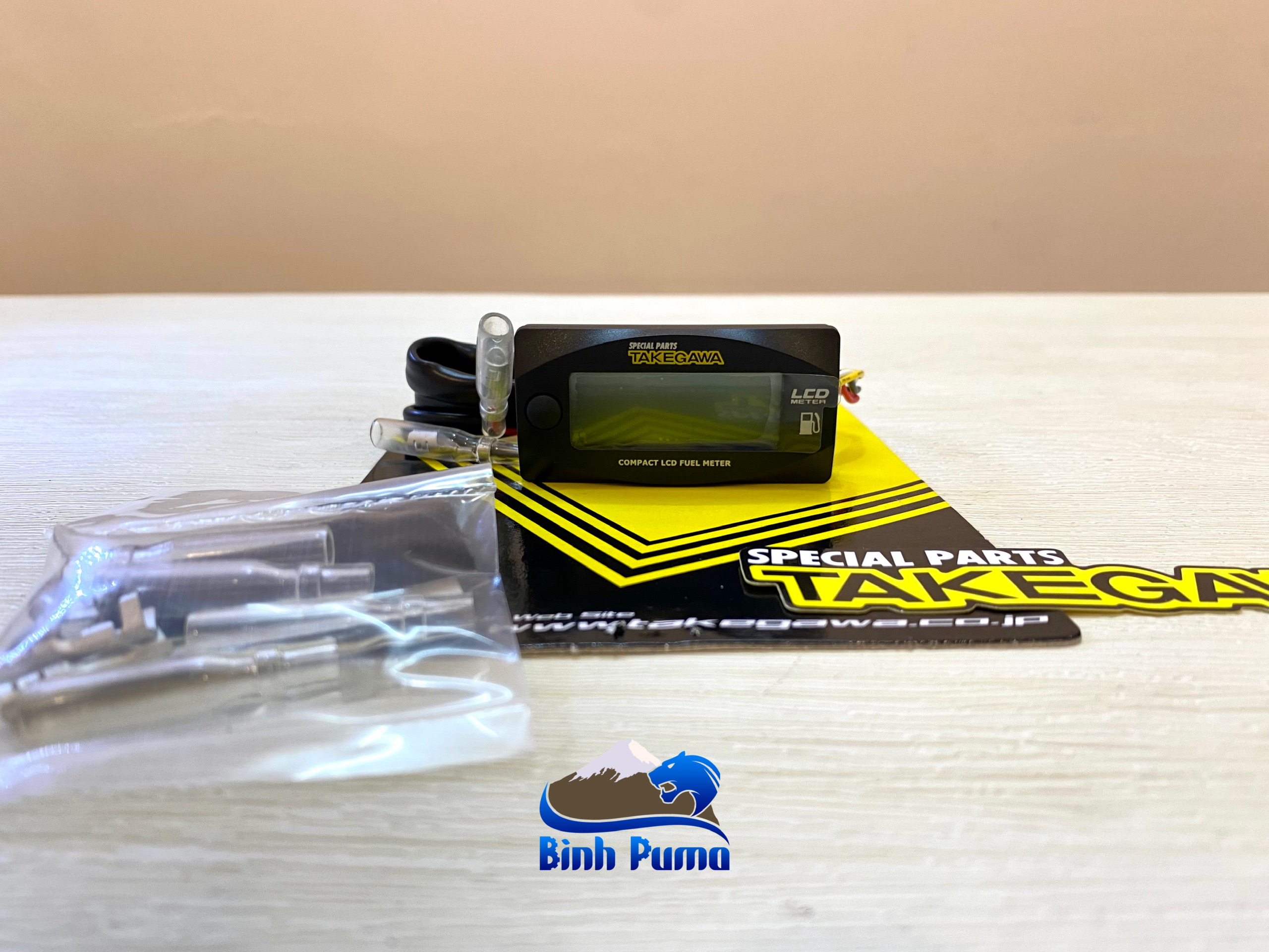 Đồng Hồ Báo Xăng LCD TAKEGAWA