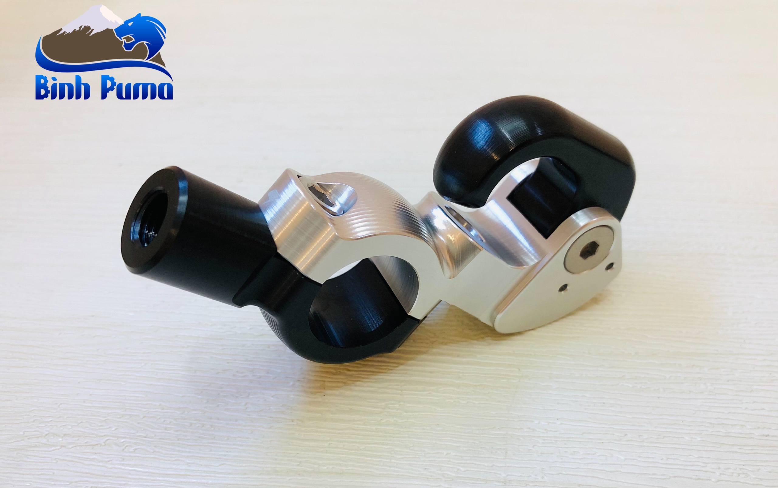 Móc treo đồ tay lái & bắt chân kính BIKERS.
