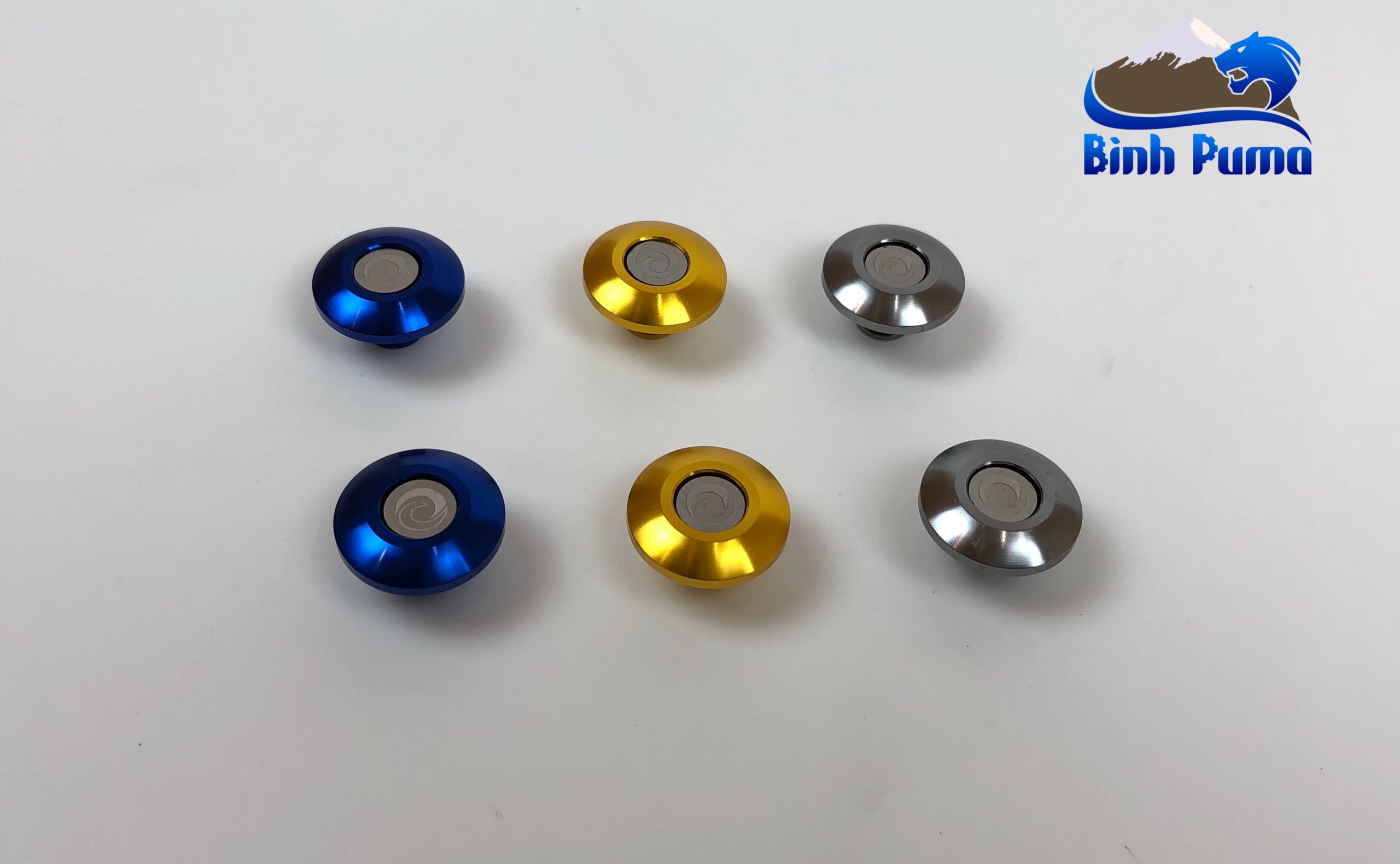 Bộ ốc chân kính REVOLUTION 10mm.