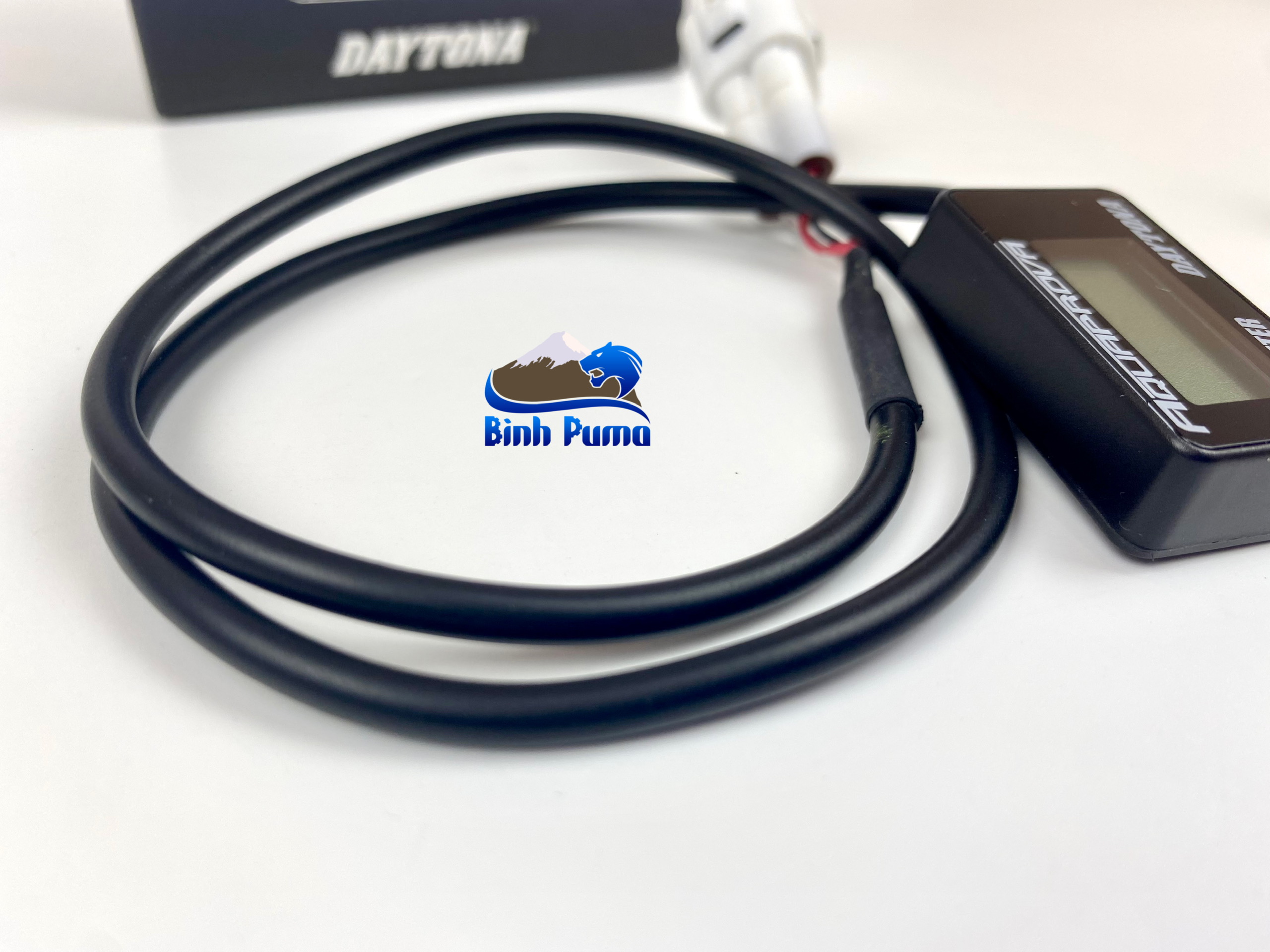 Đồng Hồ Báo Volt Daytona