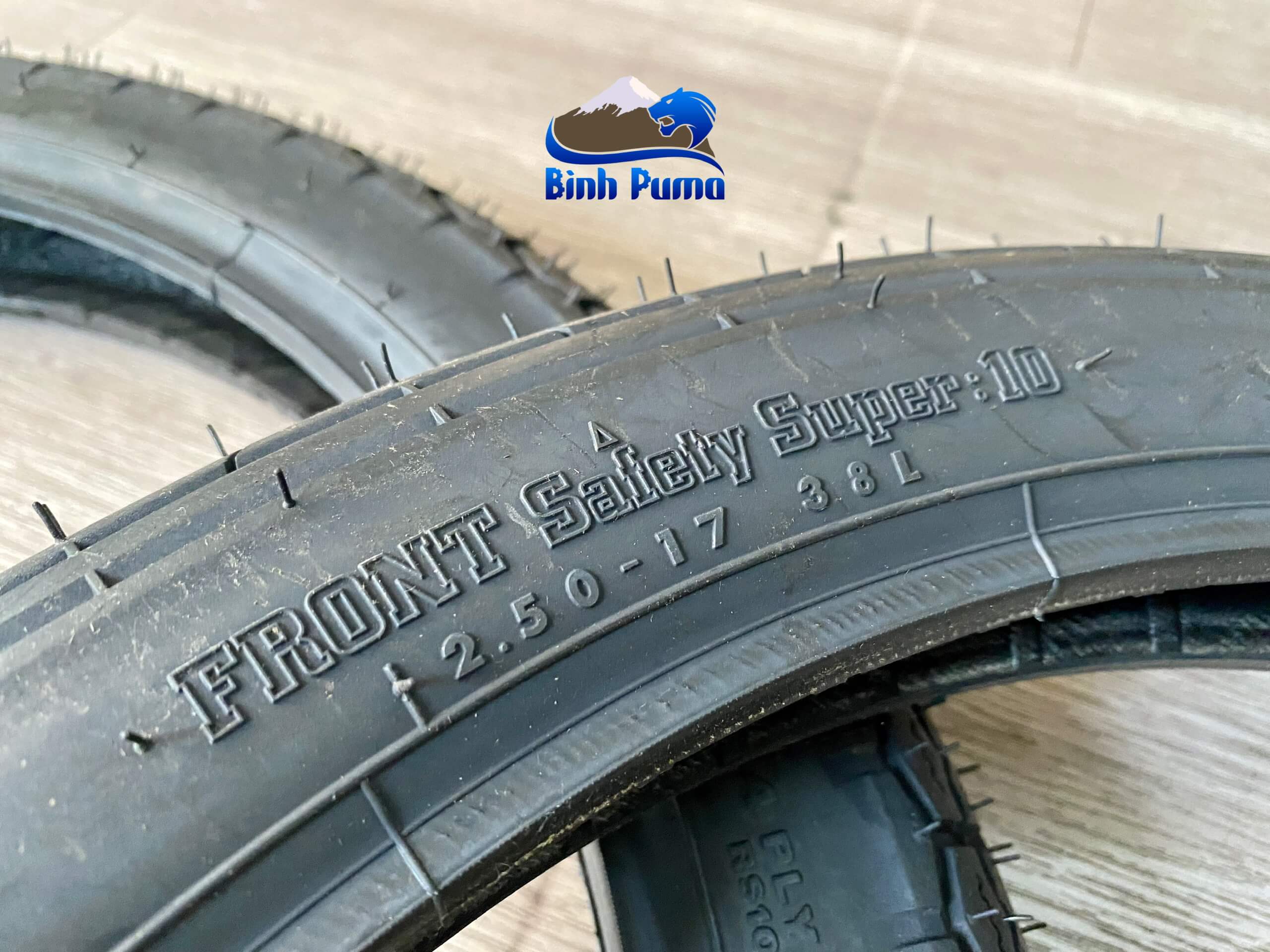 Cặp vỏ xe Bridgestone