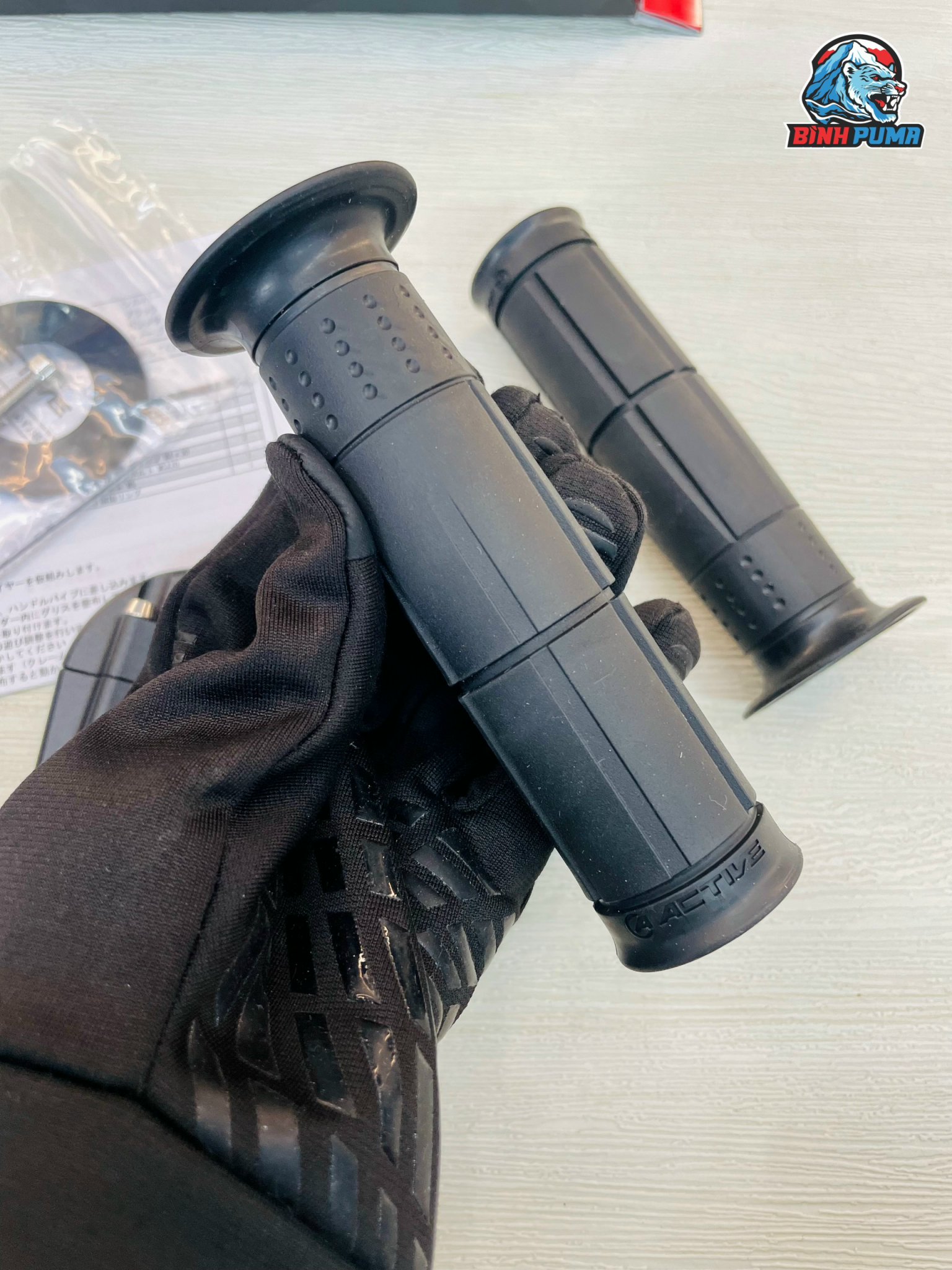 Cùm Active Type 3 không dây ga màu bạc