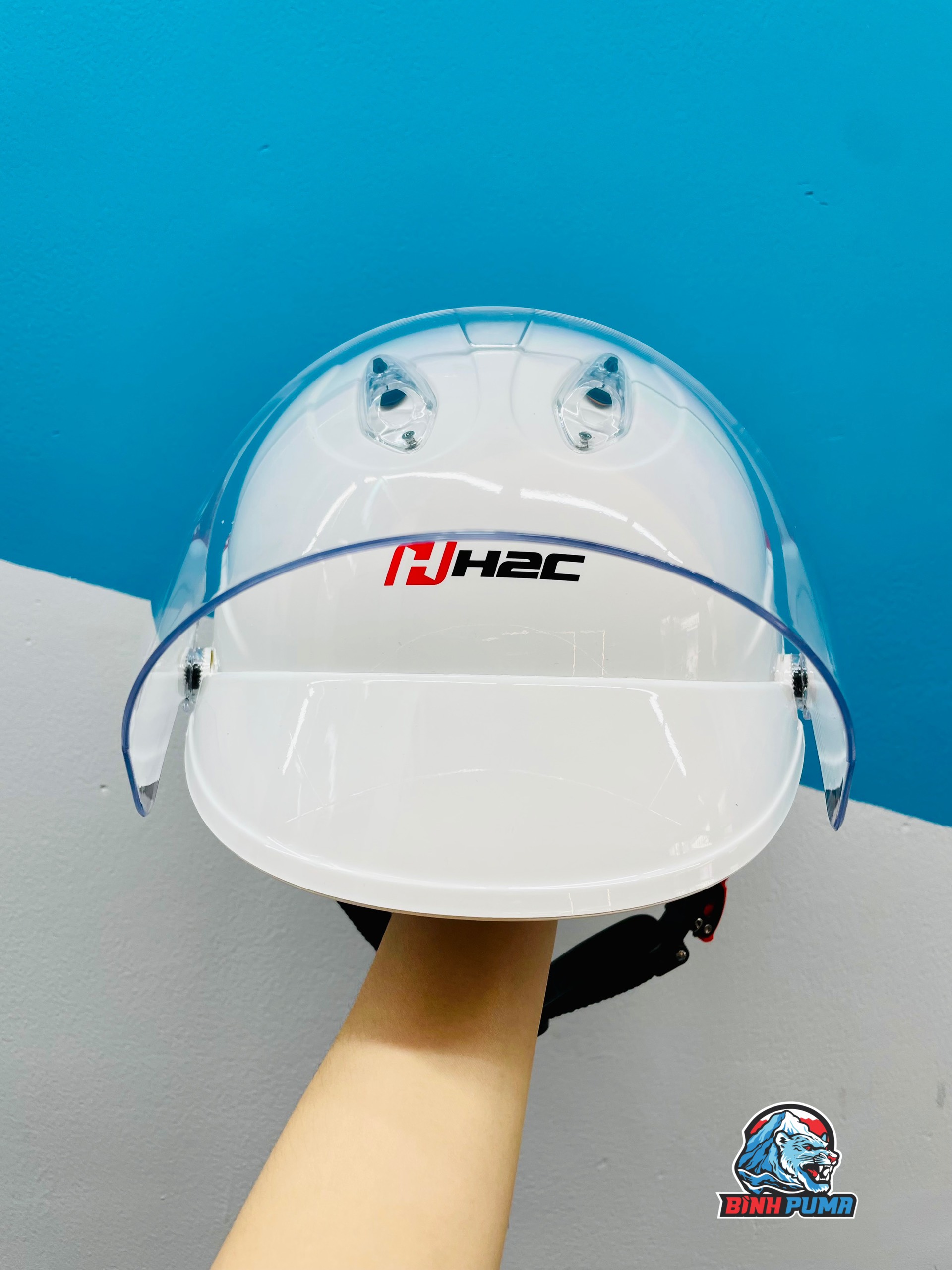 Nón bảo hiểm H2C trắng