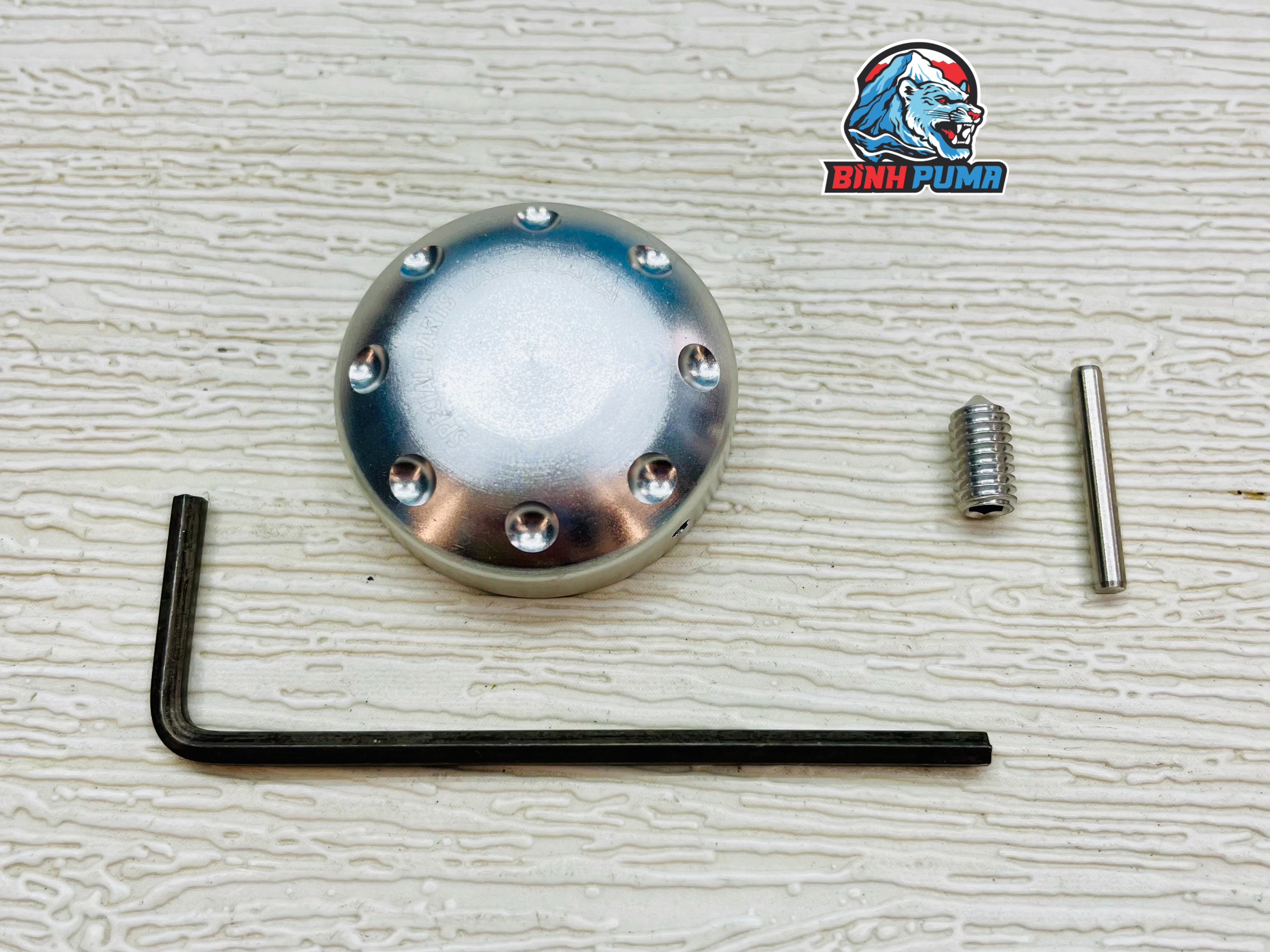 Nắp cần thắng Takegawa màu bạc