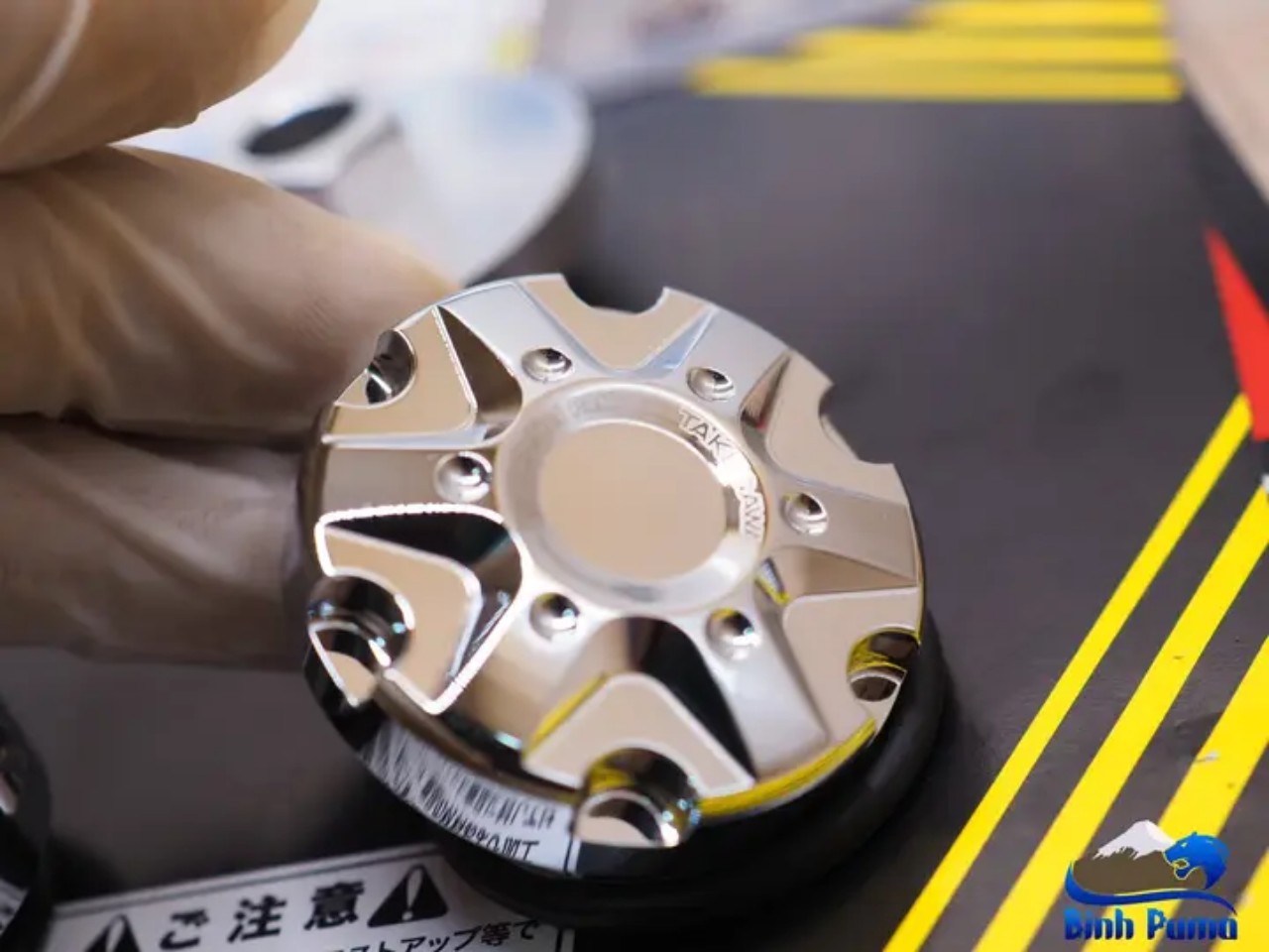 Nắp xupap Takegawa 6 cánh