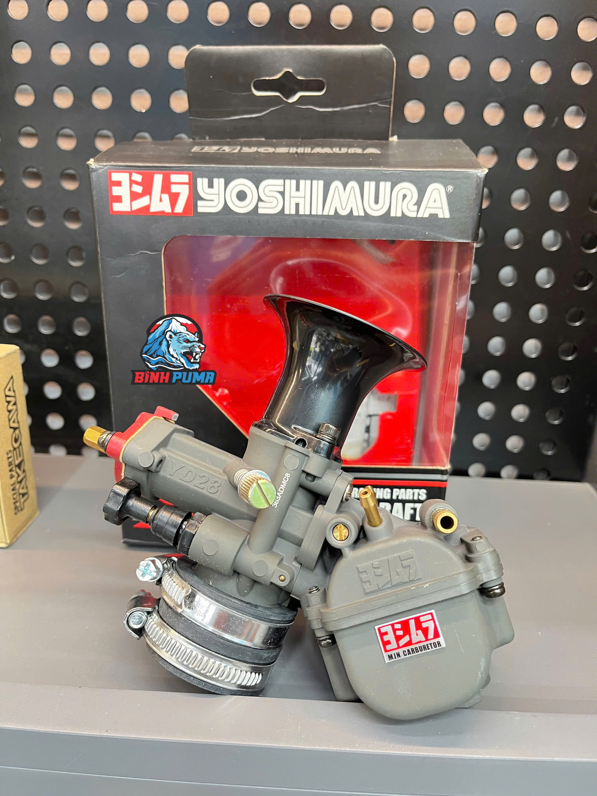 Bình Phạm Bình Yoshimura TM26 Limited