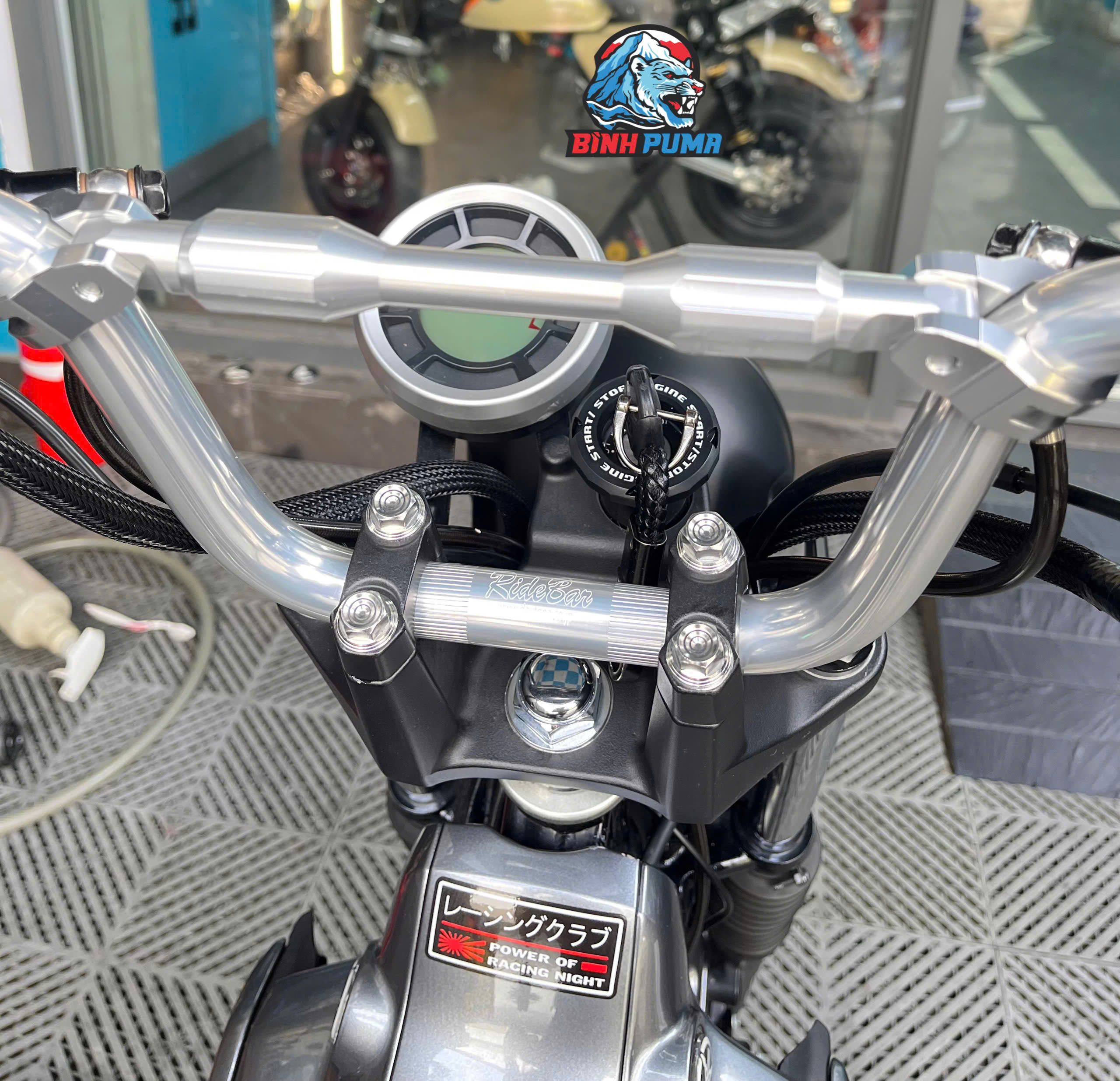 Ghi Đông Daytona Monkey 50 Màu Bạc