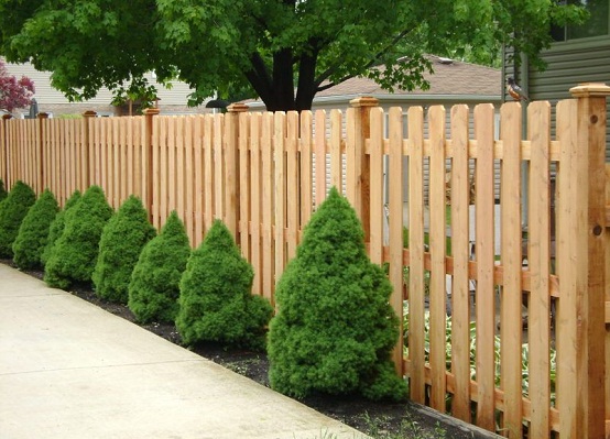 Những lưu ý khi làm hàng rào gỗ nhựa composite chất lượng, giá rẻ