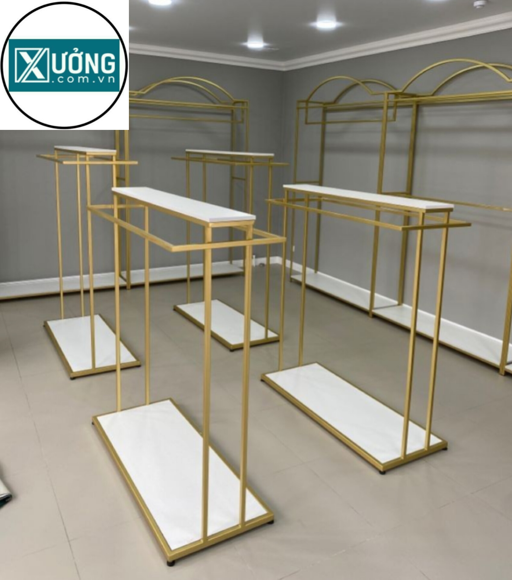 Xưởng làm sản xuất khung kệ giá treo thời trang tphcm sài gòn giá rẻ chất lượng