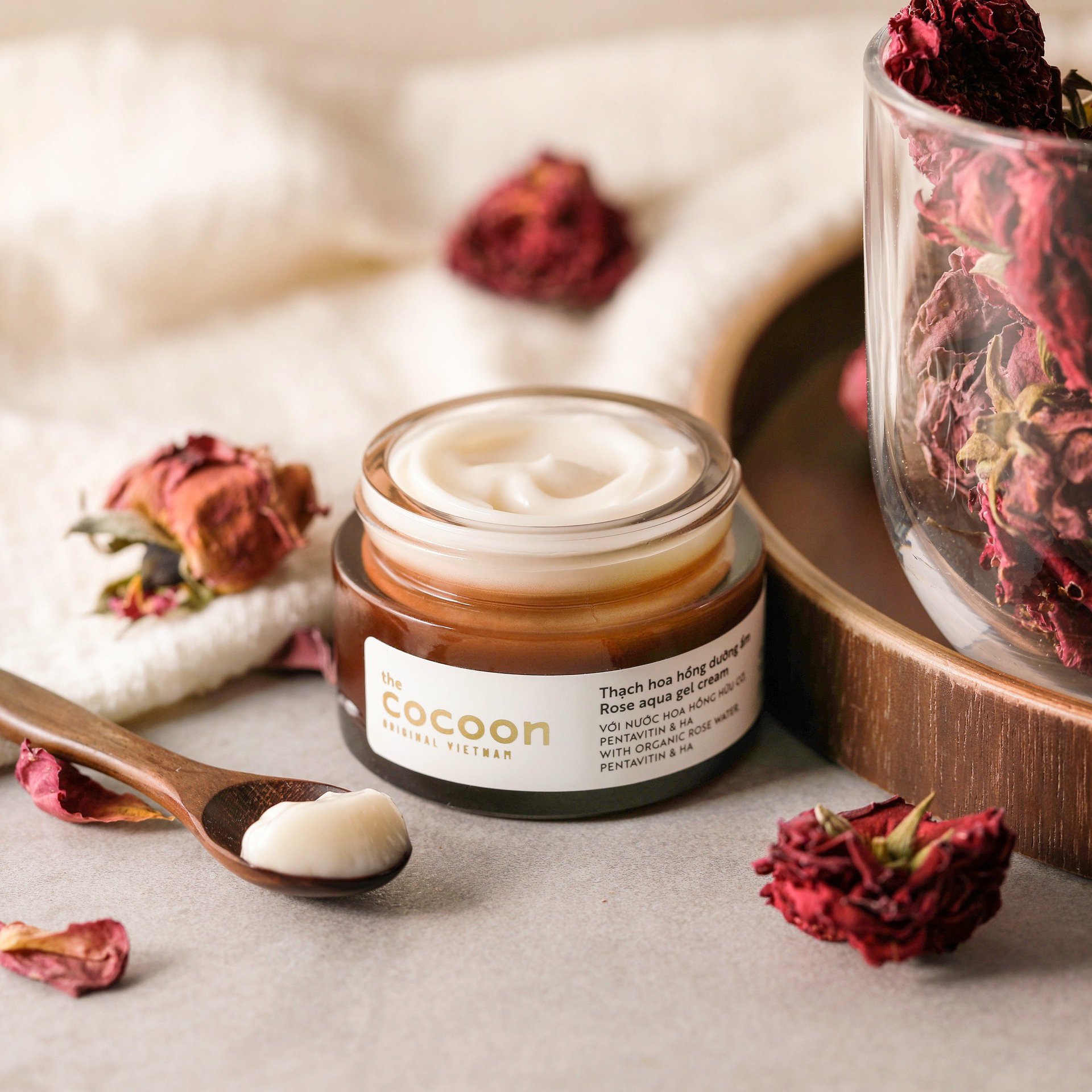 thạch hoa hồng dưỡng ẩm cocoon