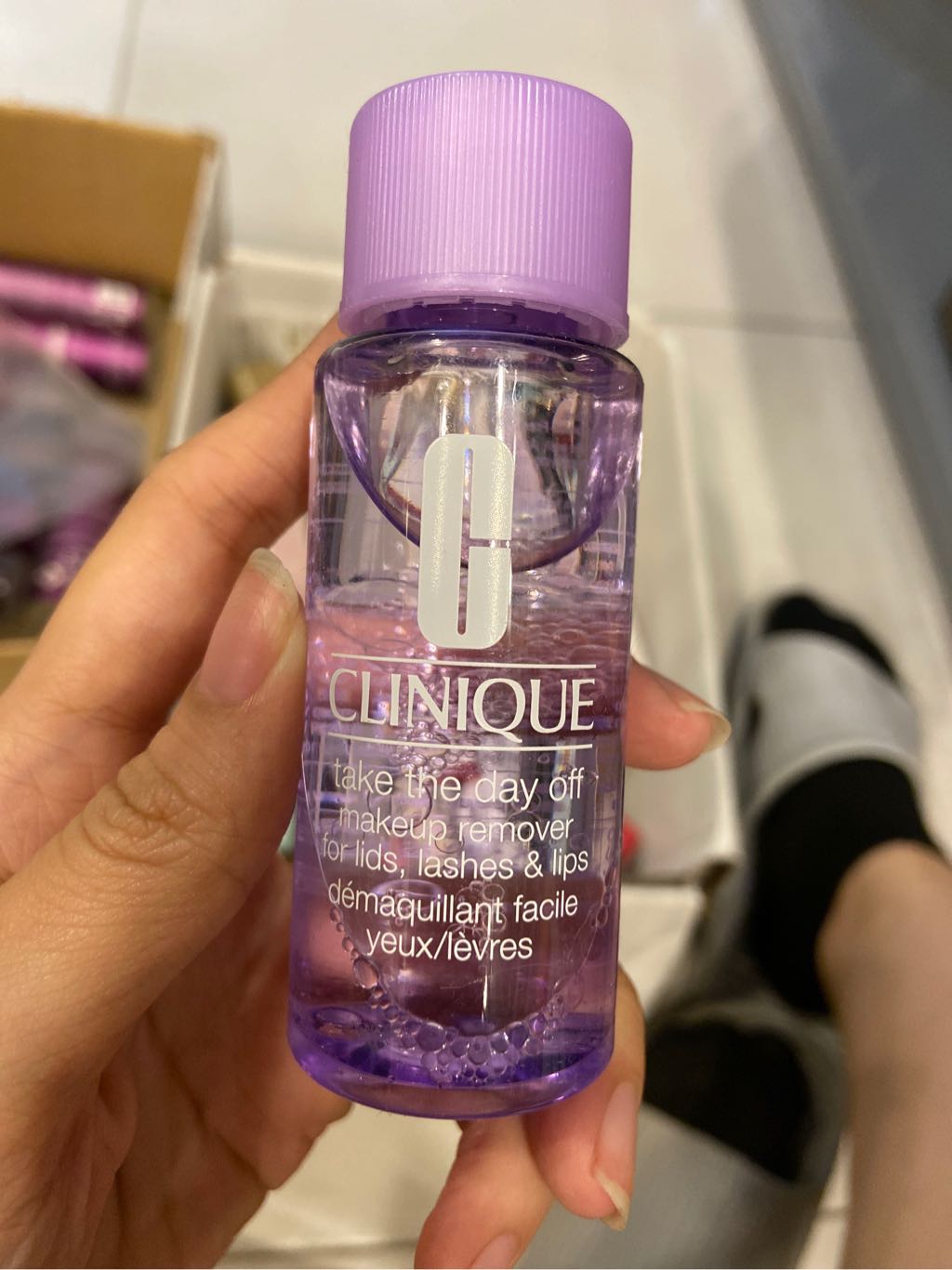 Tẩy trang dầu take the day off makeup remover for lids, lashes & lips 50ml