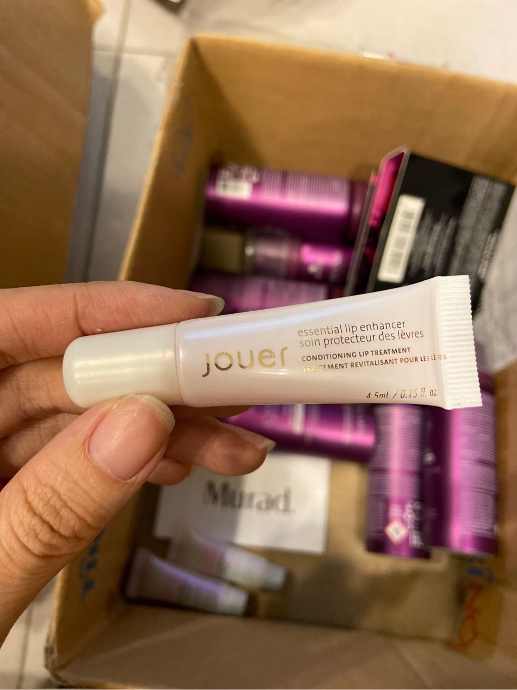 Son Dưỡng Essential Lip Enhancer 4.5ml