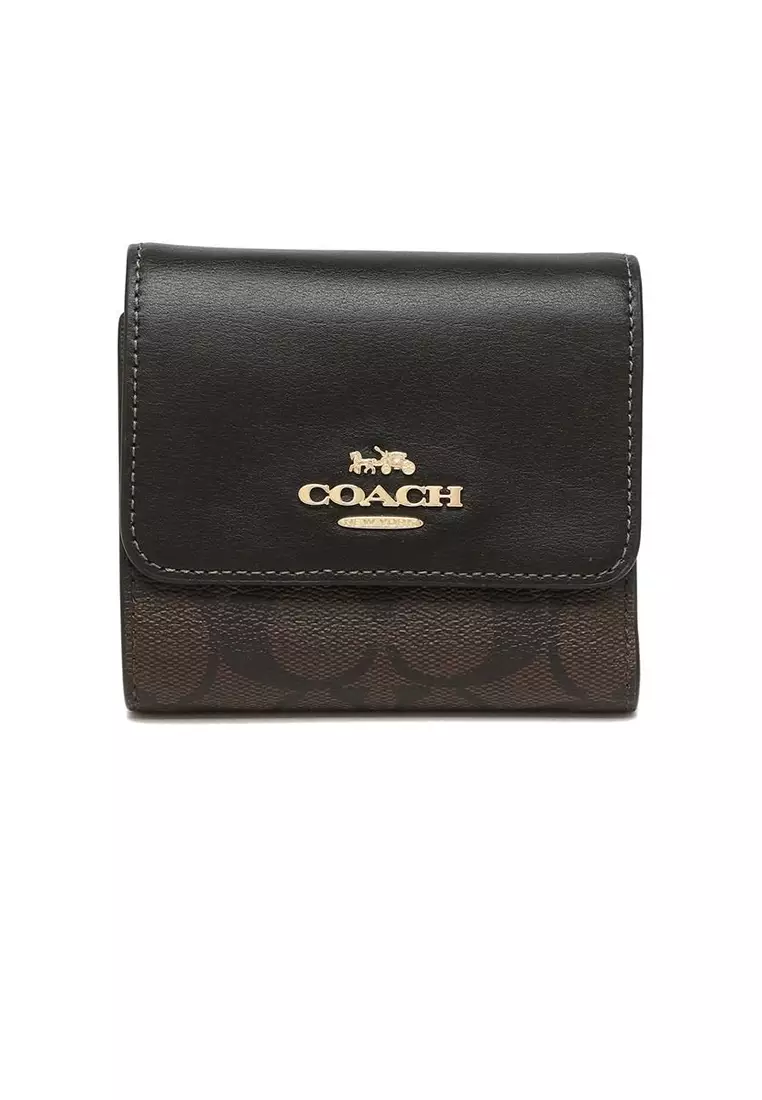 Ví Coach gập ba small trifold wallet in signature canvas