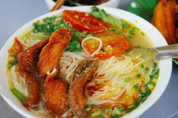 Bún cá nướng Hà Nội