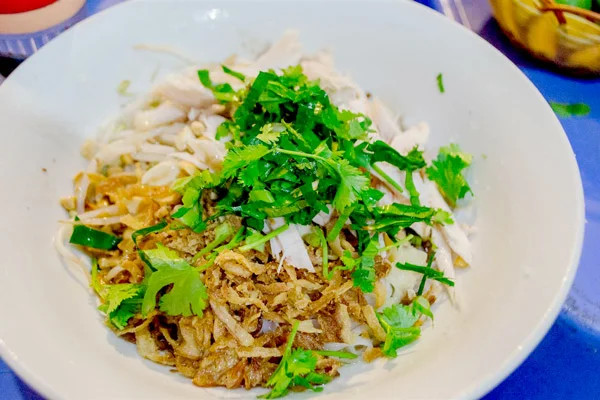Phở gà trộn Phở gà trộn