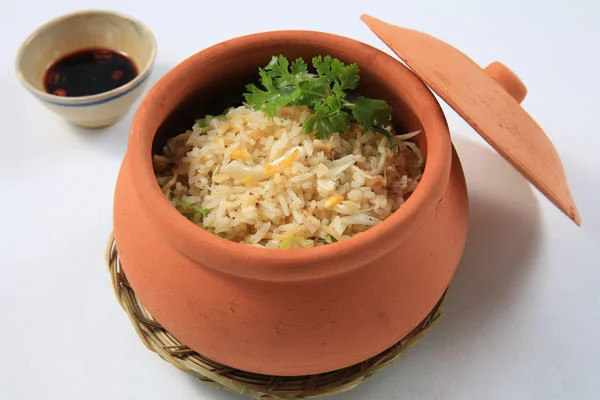 Bạn có thể làm món ngon CƠM CHIÊN CÁ MẶN? Bạn có thể làm món ngon CƠM CHIÊN CÁ MẶN?